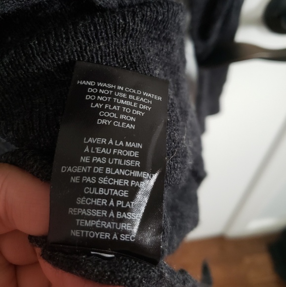 BADGLEY MISCHKA 100% Merino Wool Grey Sweater - Picture 7 of 7